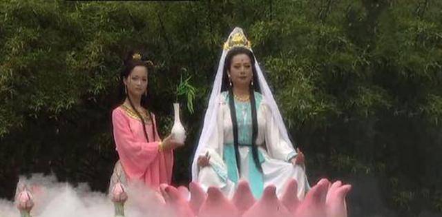 如来想出一个好办法,原著中菩萨询问如来还有些什么嘱托,吩咐观音菩萨