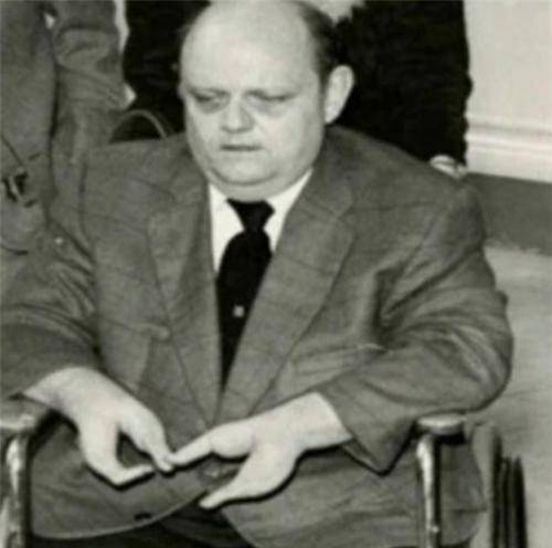 邪恶"龙虾男":身负家族诅咒,嫉妒使他成魔,最终被