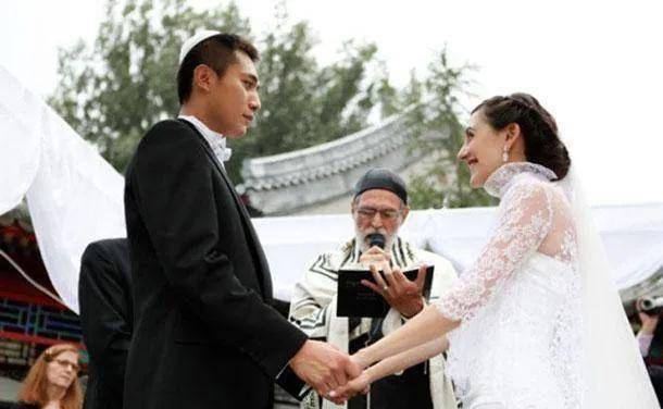 演员刘烨,在饭桌上对妻子一见钟情,结婚12年零绯闻_安娜_谢娜_时候