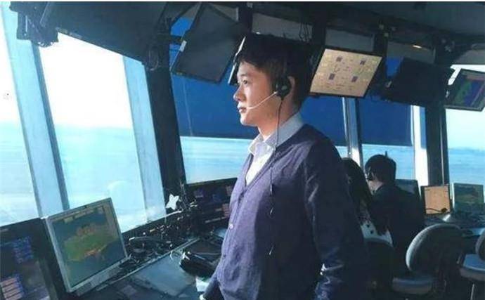 2016年虹桥机场跑道入侵,东航机长3秒化解危机,奖励300万_飞机_何超