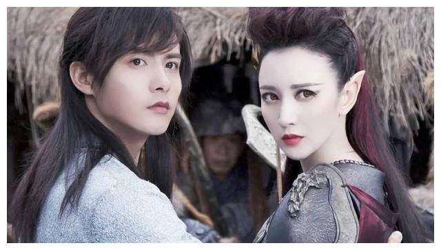 《幻城》穿帮:灰狼瞬变哈士奇,头盔瞬移现身_观众_细节_道具