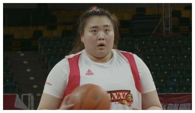 罗欣棫亮眼带领江苏女篮逆转山西,托马斯两双助力取胜_比赛_得分