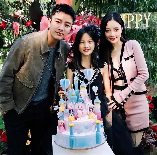 李小璐女儿回应压岁钱争议:你们要是真把我逼到死路,后果自负!