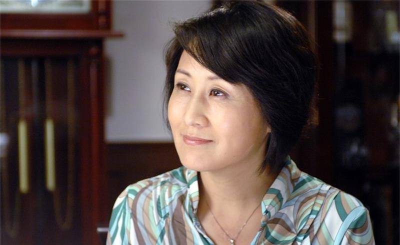 奔赴深圳追爱,婚后和婆婆同住23年,丈夫女儿成事业推手_张建全_刘慧芳