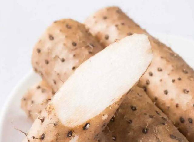 "山药"不能随便吃?医生:这4类人平时尽量远离,别再傻傻去吃_食用_成分