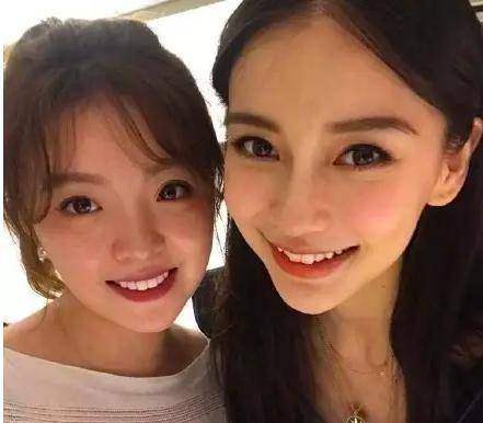 华谊千金王文也恋爱了?社交软件上晒鲜花!