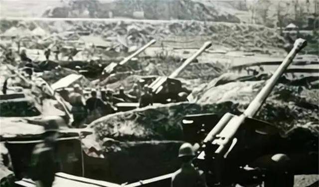 越军老兵回忆老山松毛岭战役:有些团全部阵亡,很多尸体收不回来