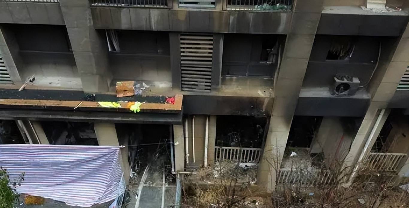 南京小区火灾致15死44伤原因查明,亲历者发声:听到有人喊救命