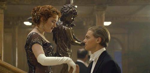 《泰坦尼克号》风靡全球,有几人知道,现实中露丝后半