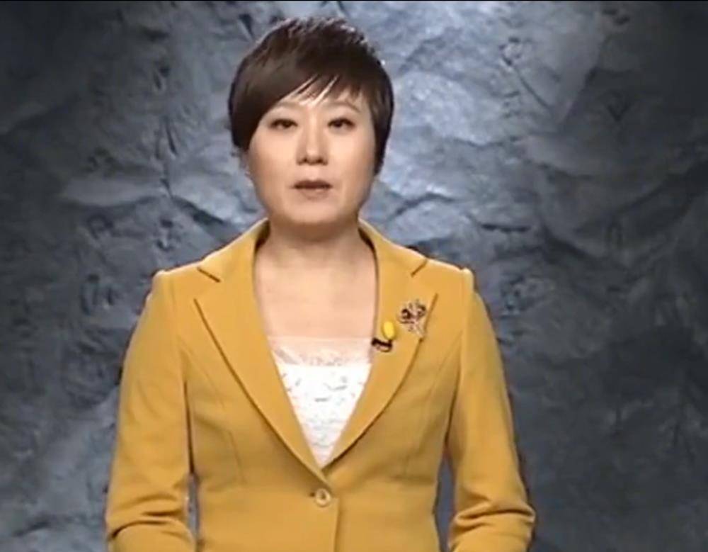 26岁年轻小伙爱上50岁老女人,为了跟她在一起,不惜抵押房子_沈芳_王翠