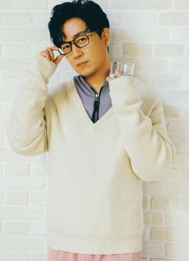 有种"逆袭"叫潘粤明,46岁瘦成韩国小鲜肉,前妻董洁看了得后悔_形象