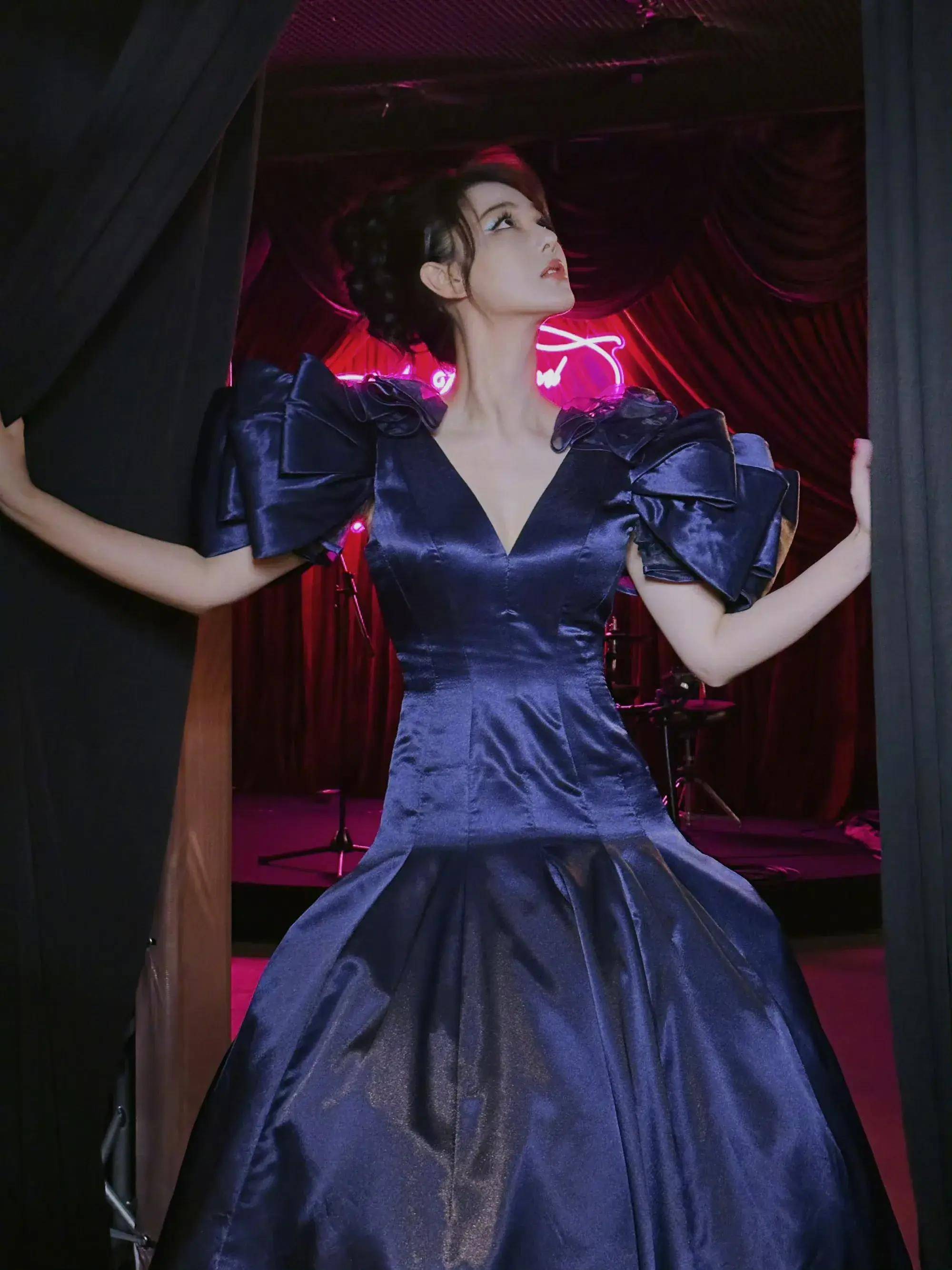 张馨予:美丽与才华的完美融合,网友:让人一见倾心,心中的女神_演技