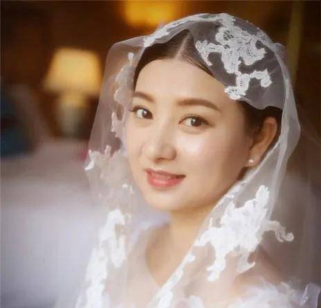 吃饭路上白捡一个老公,如今低调幸福10年,斓曦真的命太好_程翔_时候