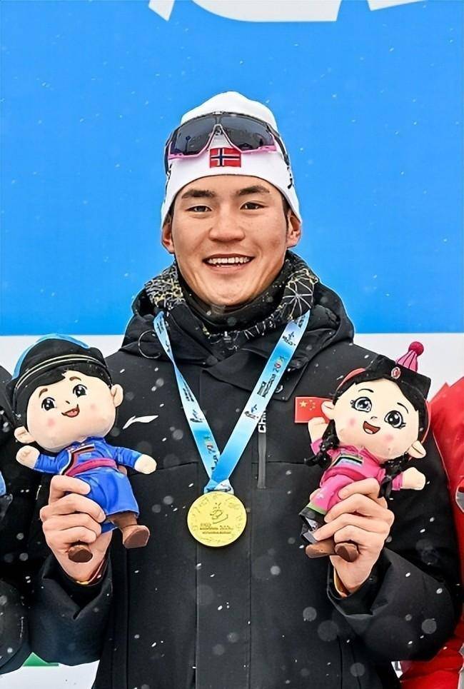 期待再夺金胡伟耀黄世英评价赵伟博,"别看他只有18岁