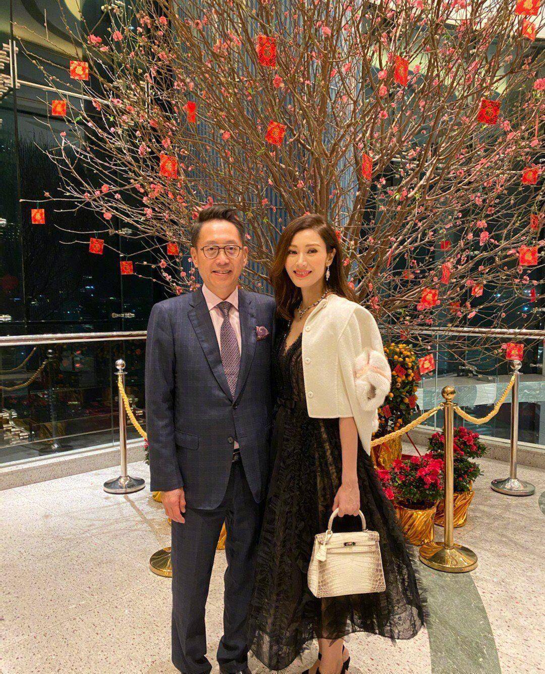 50岁李嘉欣惊艳全场!