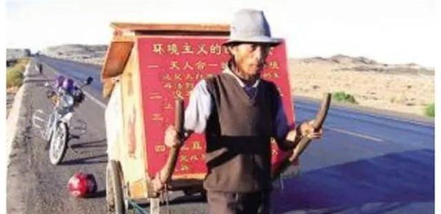 "徒步狂人"谢建光:35年拉板车走30万公里,59岁止步黑河_人生_父母