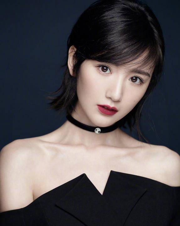 最近,在一档节目中,蔡康永再次问到了关于毛晓彤的恋爱问题.