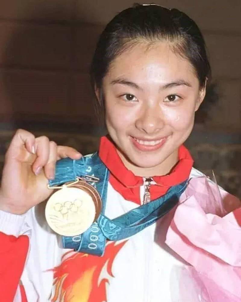 "体操皇后"刘璇:不嫁豪门嫁爱情,如今身价过亿,堪称人生赢家_奥运