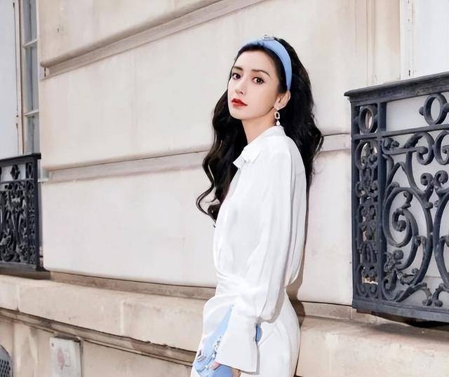 angelababy账号解封,意外涨粉40万,不发动态,悄悄改名试水_杨颖_网友