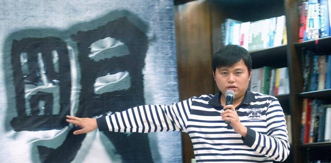 《明朝那些事儿》爆红网络后,领导评价石悦:真没想到,你还有这能耐