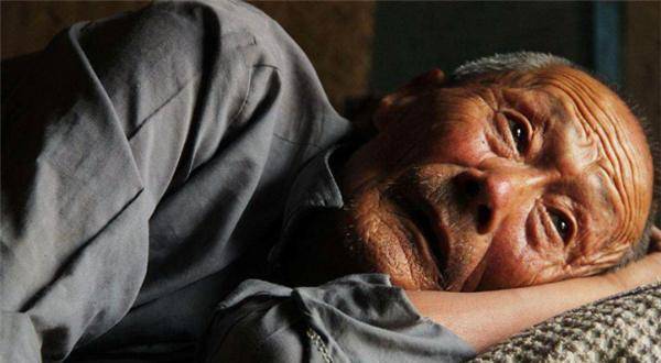 科学终于给出答案_死亡_人体_泪水