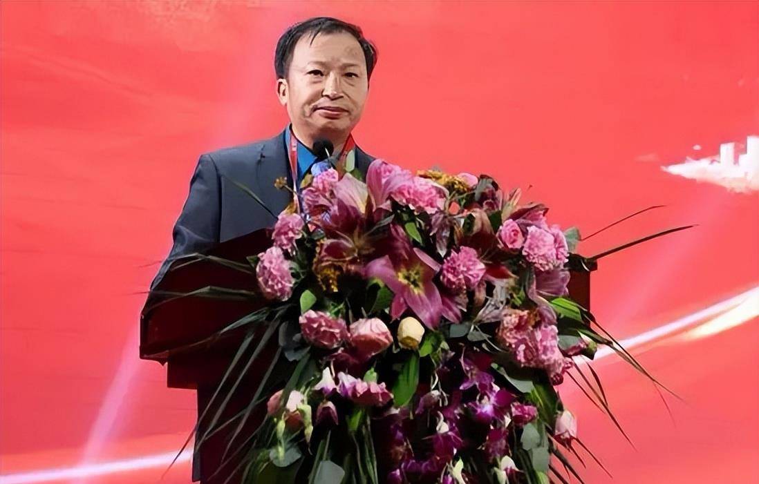 中国疫苗大王杜伟民:花235亿离婚,把前妻推上加拿大第三女富豪_袁莉萍