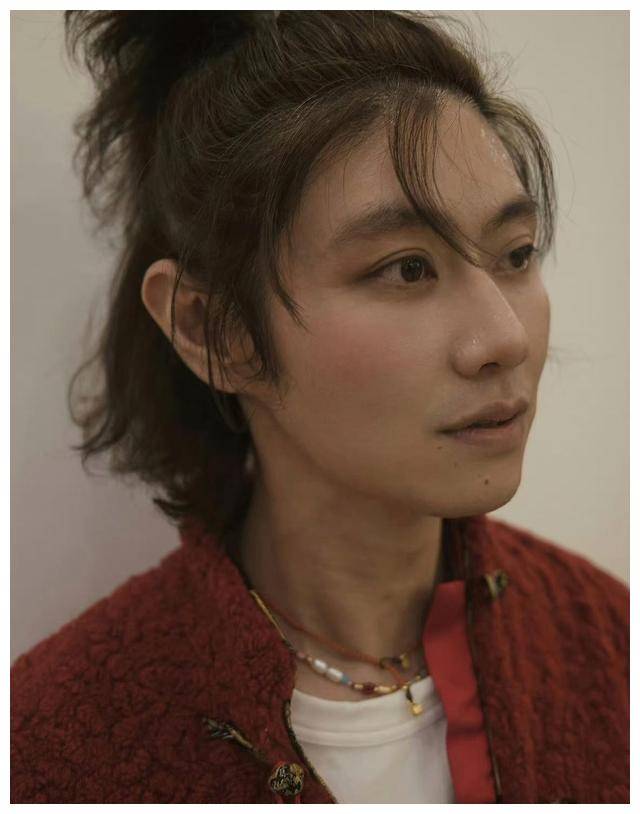 赵荀演技惊艳:不同风格表演,蜕变"特种兵",震撼演出!