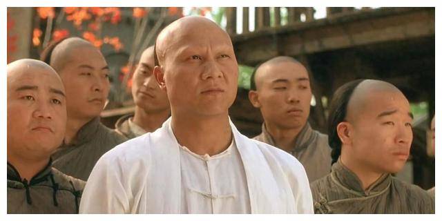 其中,像演员计春华和香港演员张耀扬就是这样的"反派专业户".