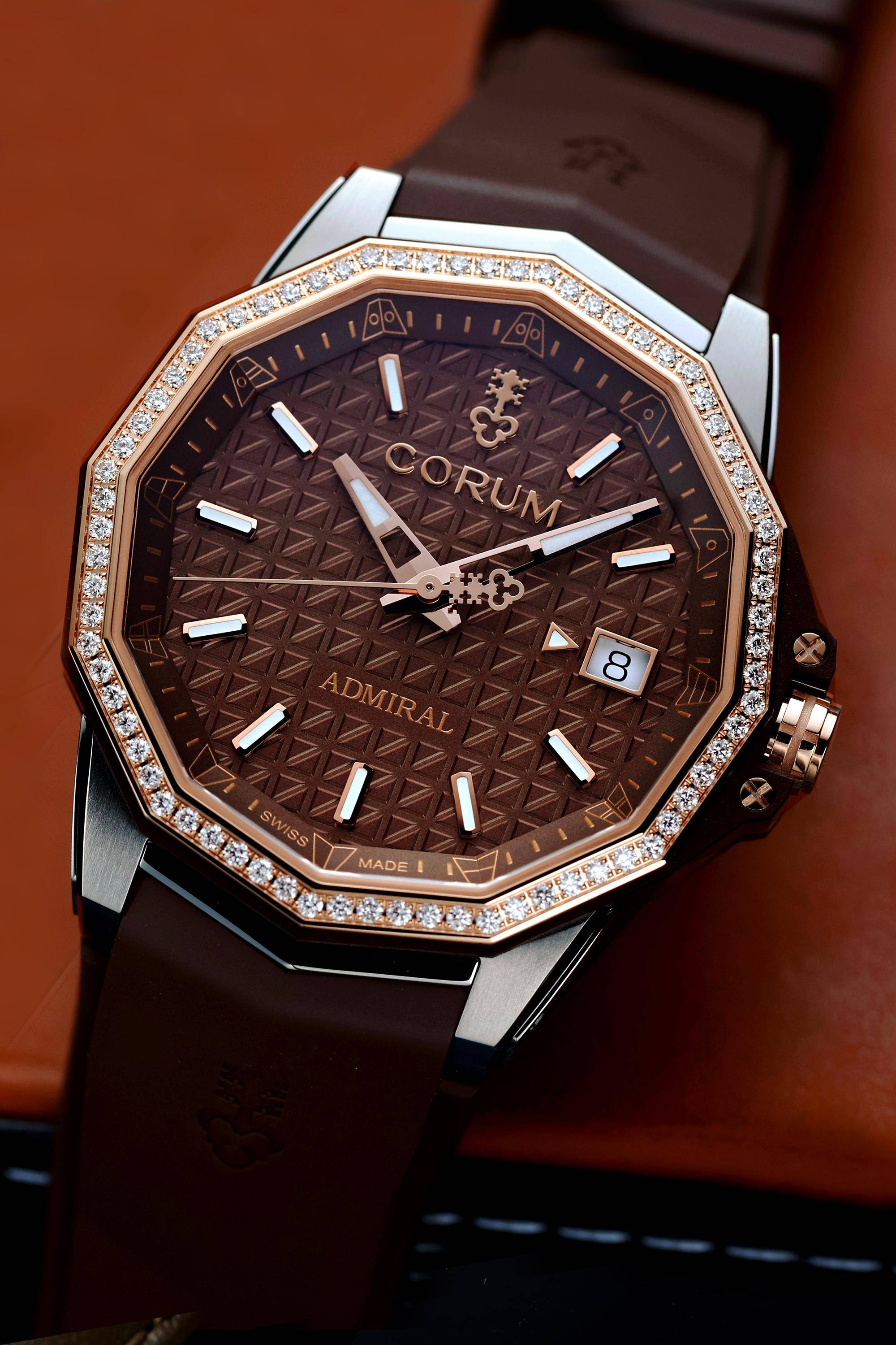 大咖成双,过个咖啡色系情人节_昆仑_系列_青铜