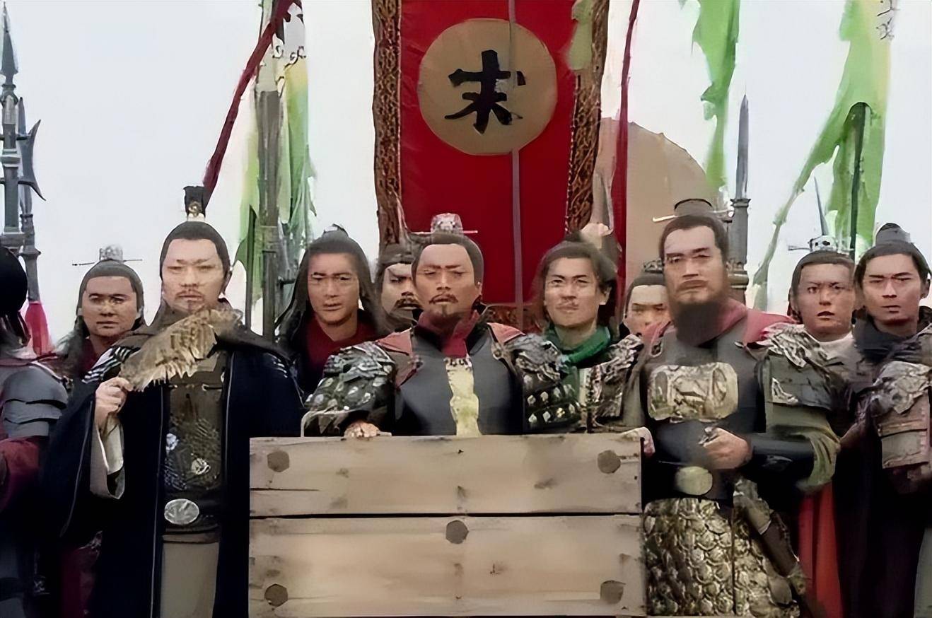 方腊手下大将斩杀梁山名单,五人加林冲勉强杀掉此人,梁山尽力了_王寅