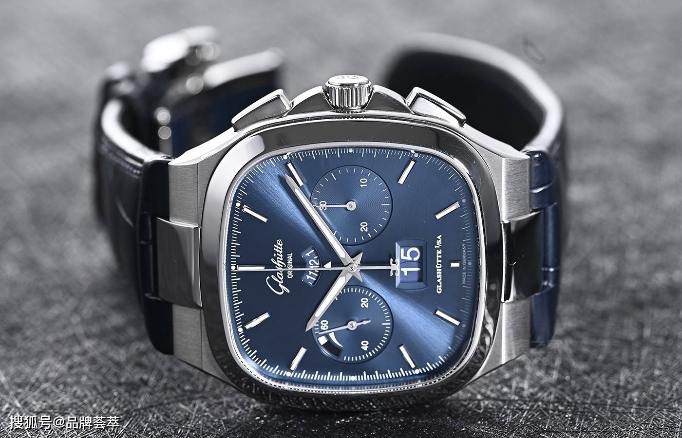 欣赏两只设计感强的计时表_格拉苏蒂_机芯_材质