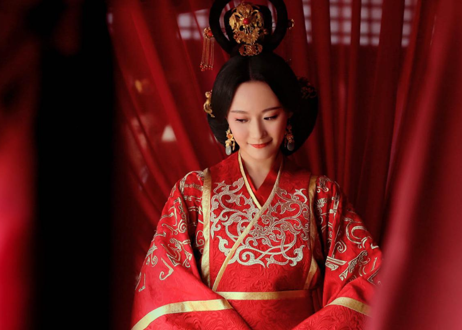 中国历史上三大罪人,让中国倒退数百年 前2个很多大