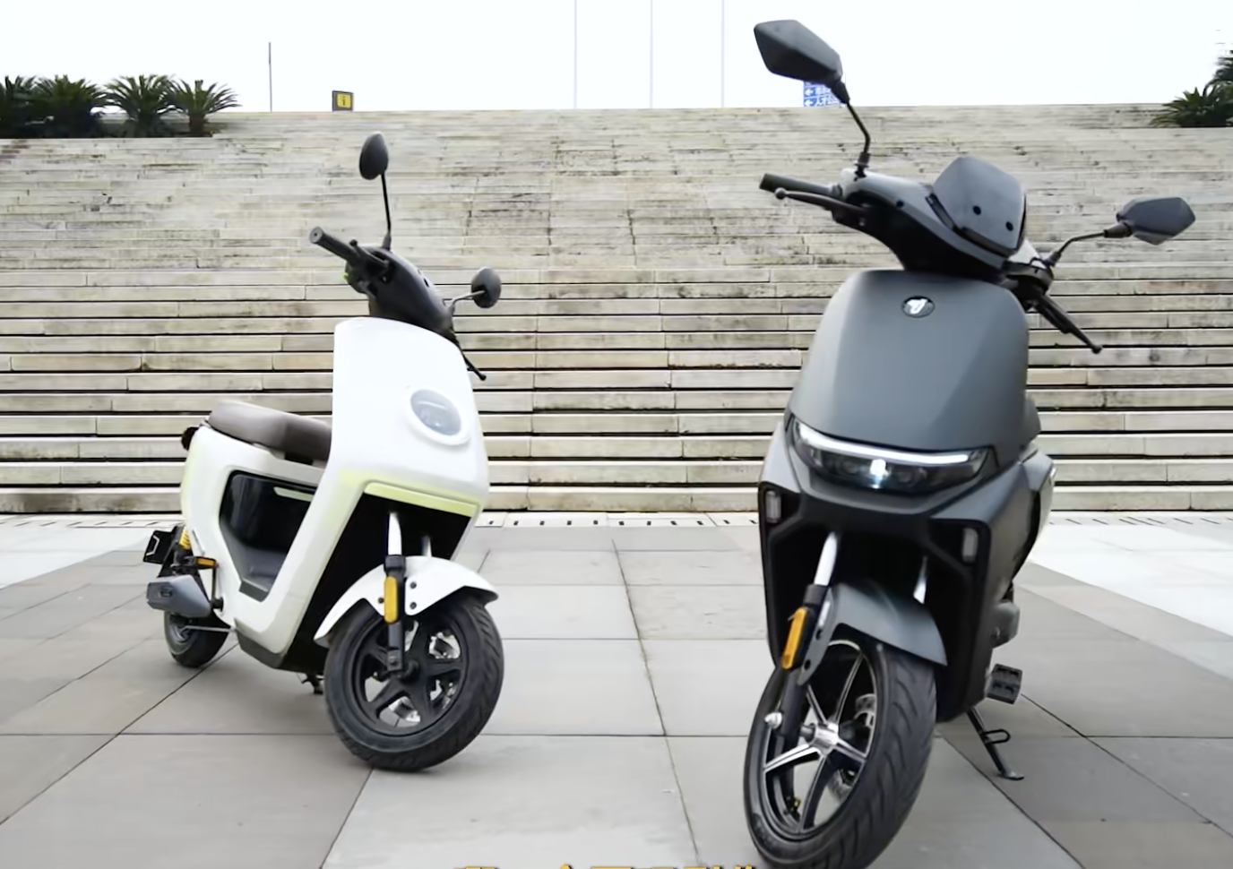 高端电动车大pk!九号机械师110,小牛mqil,谁更值得买?