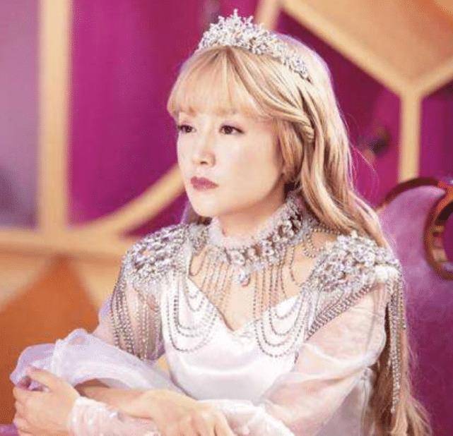 新版《巴啦啦小魔仙》终于官宣,男主甩游乐王子好几条街,这次说啥也追