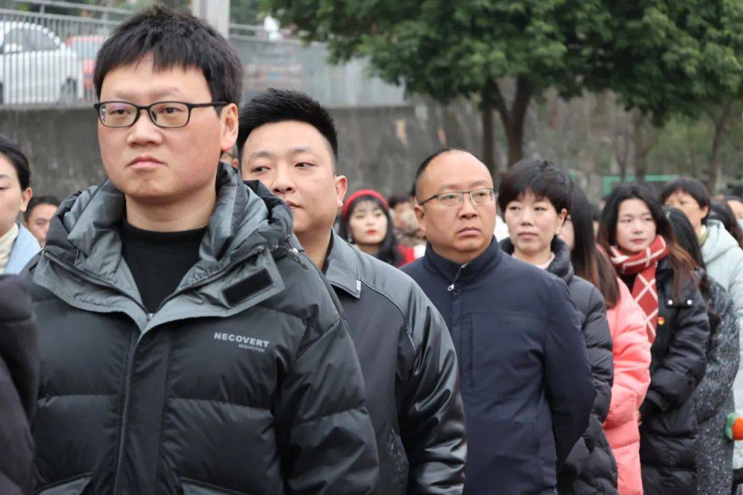 成都市机械高级技工学校开学典礼,开启 2024 新征程!_学期_扬帆_少年