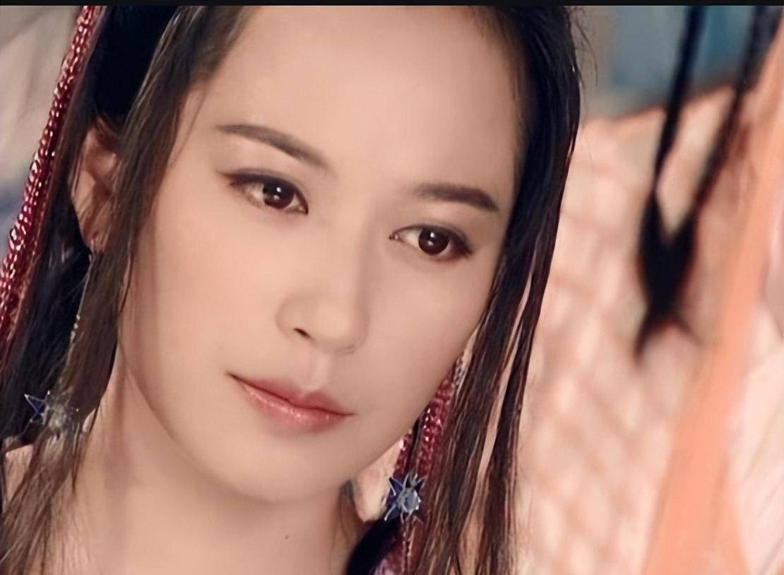 花期超长的"姨圈"美人,真是撩人而不自知_陈红_许晴_年纪