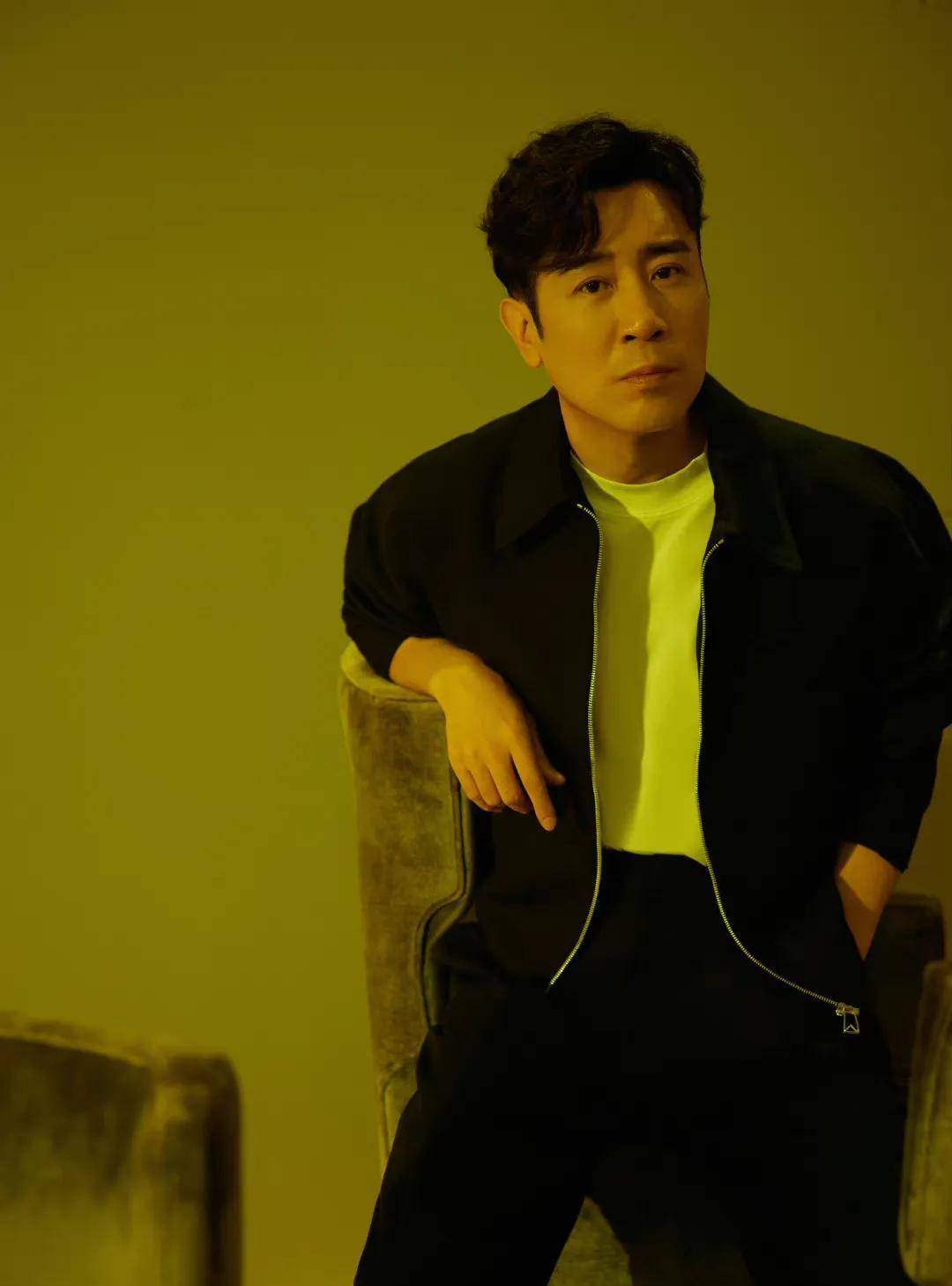 演员于和伟:成名后资助7个哥哥姐姐,独宠妻子30年_宋林静_烤红薯_大姐