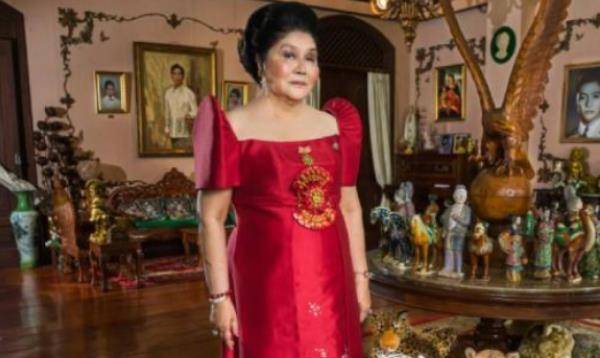 直到伊梅尔达和她的丈夫带着巨款前往美国,菲律宾才证实了夫妻二人的