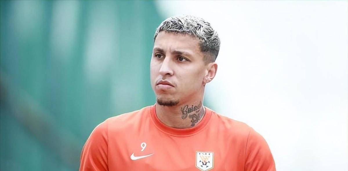 国足错过的最佳人选已达人生巅峰_归化_克雷桑_比赛