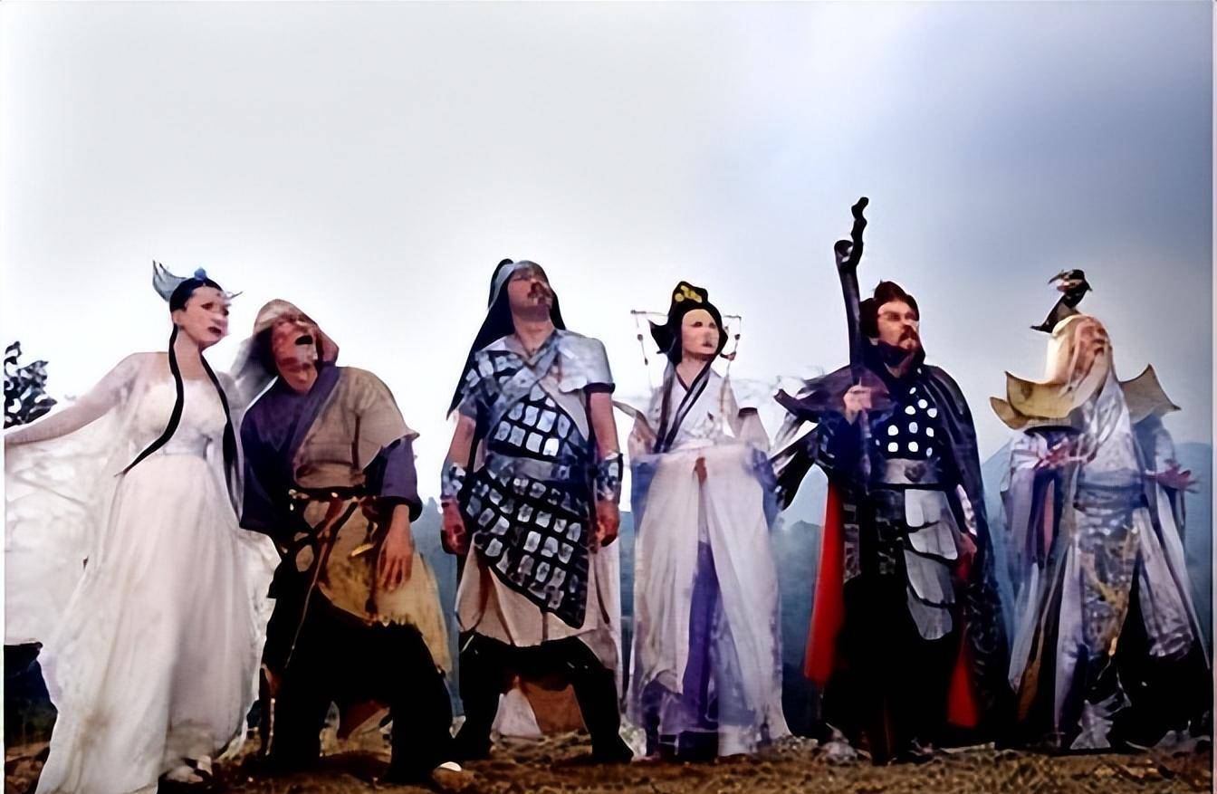 7部十五年前的神话剧,爱情点到为止,剧情自成体系