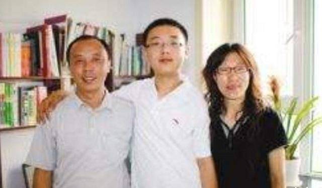 "神童"孙天瑞:13岁高考654分,为何拒北大选北航?_孩子_小时候_人生
