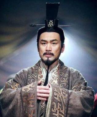春申君刚踏进王宫不久,他的人头就被扔了出来,里边发生了什么?
