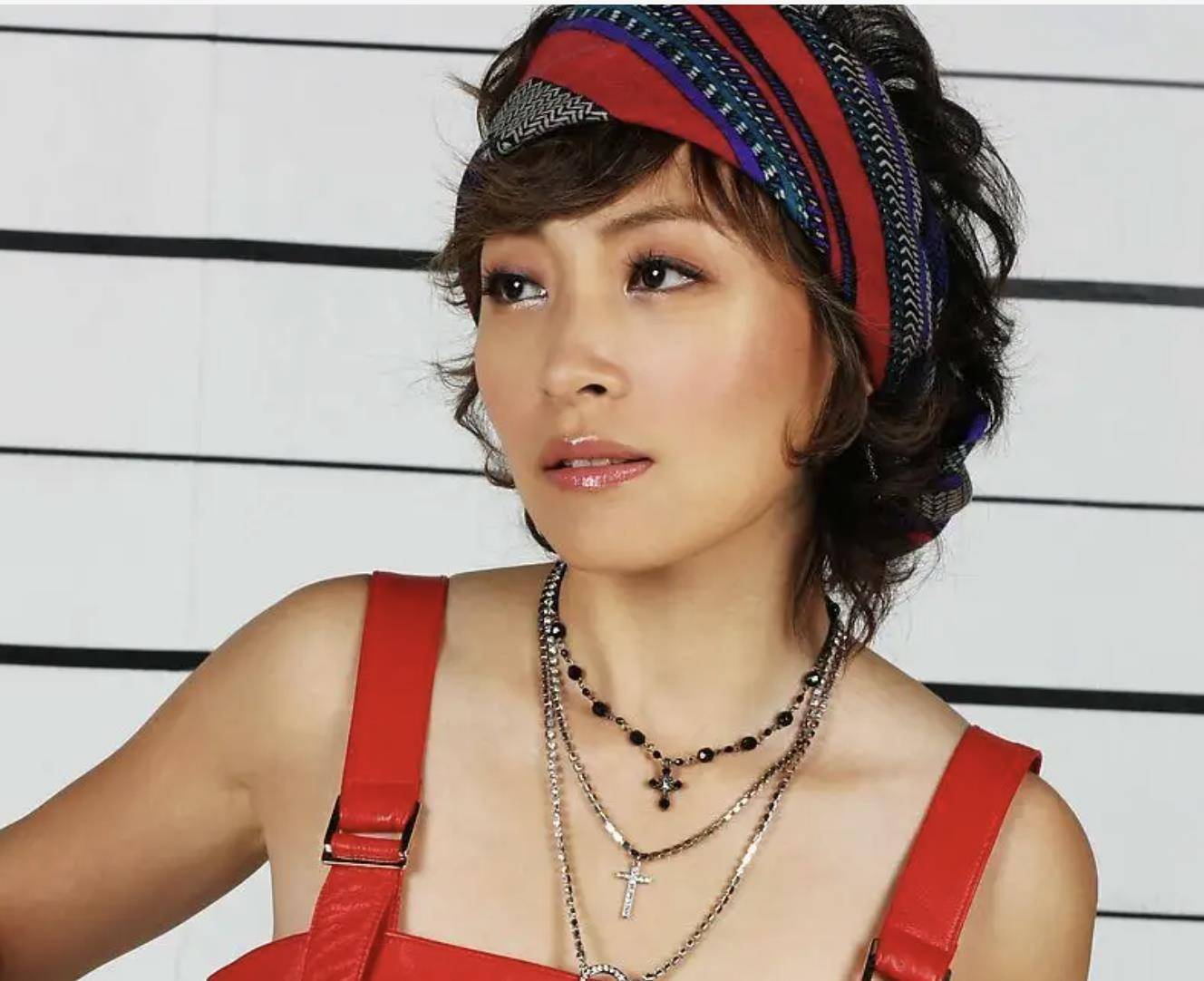 被情所困,为爱香消玉殒的4位女星,最小的才26岁