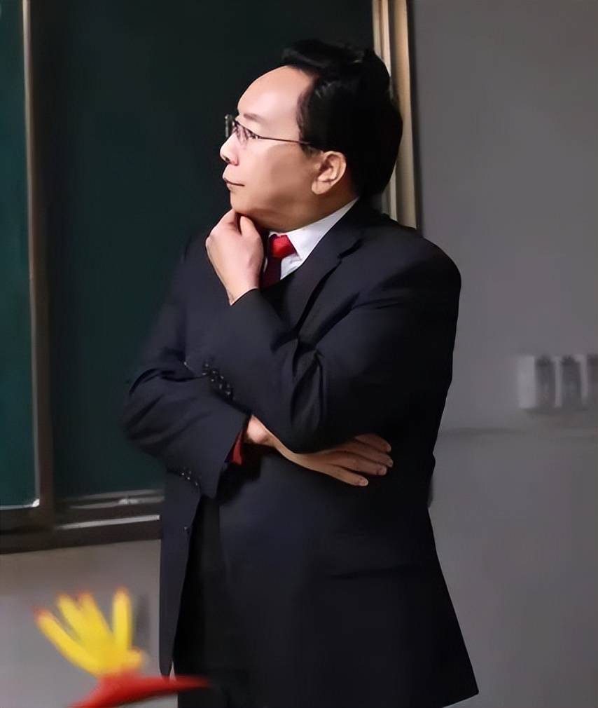 成都华爱学校总校长祝启程开学第一讲,火遍朋友圈!速看!