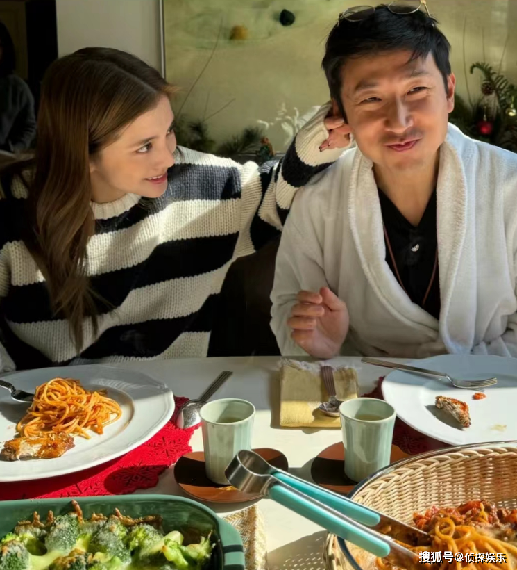 吴千语晒合照为老公庆生,甜喊施伯雄"我的爱",婚后越爱越高调_夫妻_穿