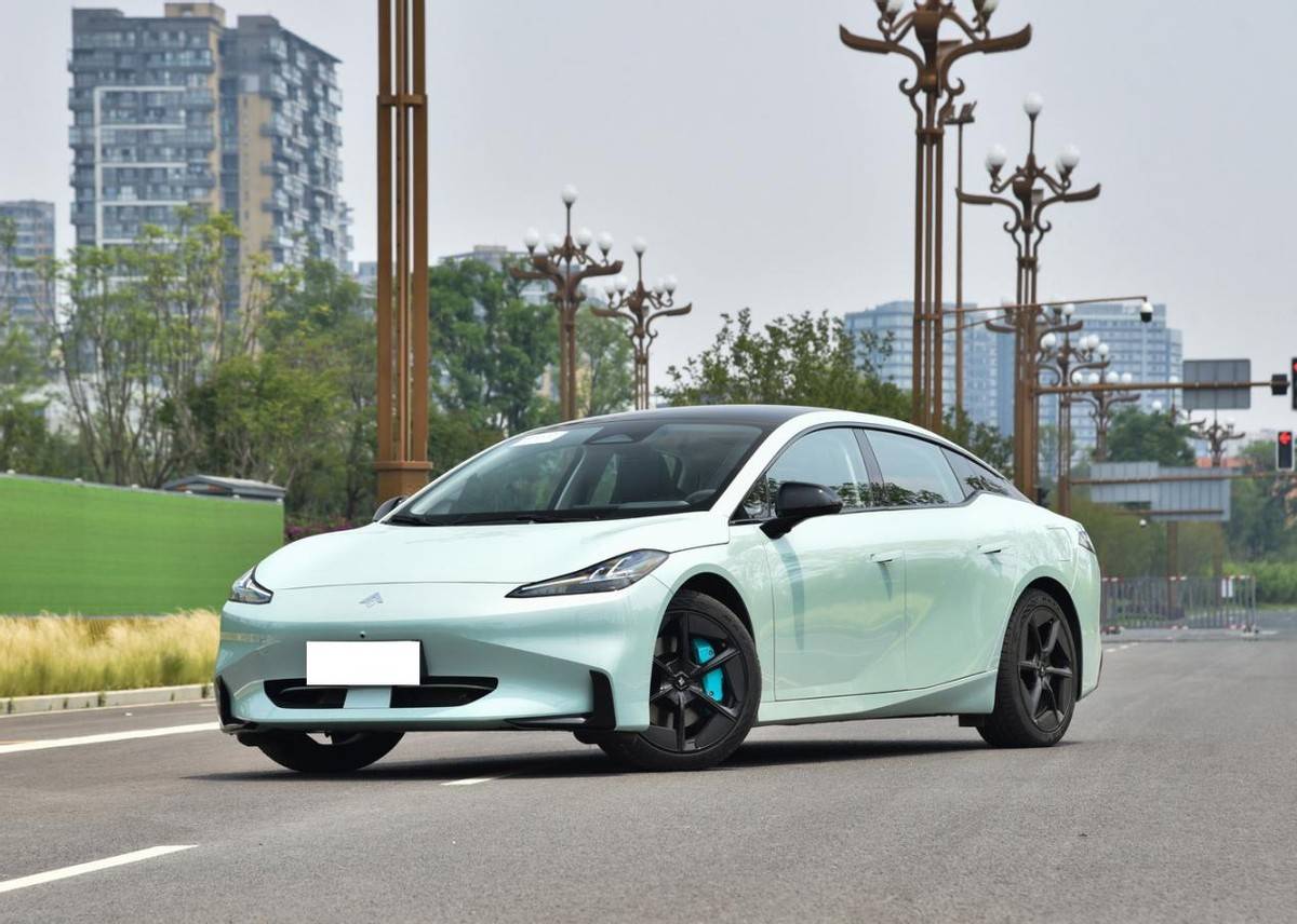 99万元,昊铂gt新增车型正式上市,具备l3级驾驶辅助能力_搜狐汽车_搜狐