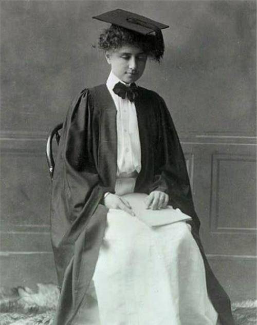 打拼成亿万身家后娶1米7秘书,如今生活幸福美满_海伦·凯勒_人生_父母