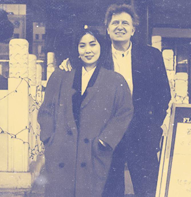 沈丹萍:与张铁林分手后,为嫁老外与家人狠心决裂,如今