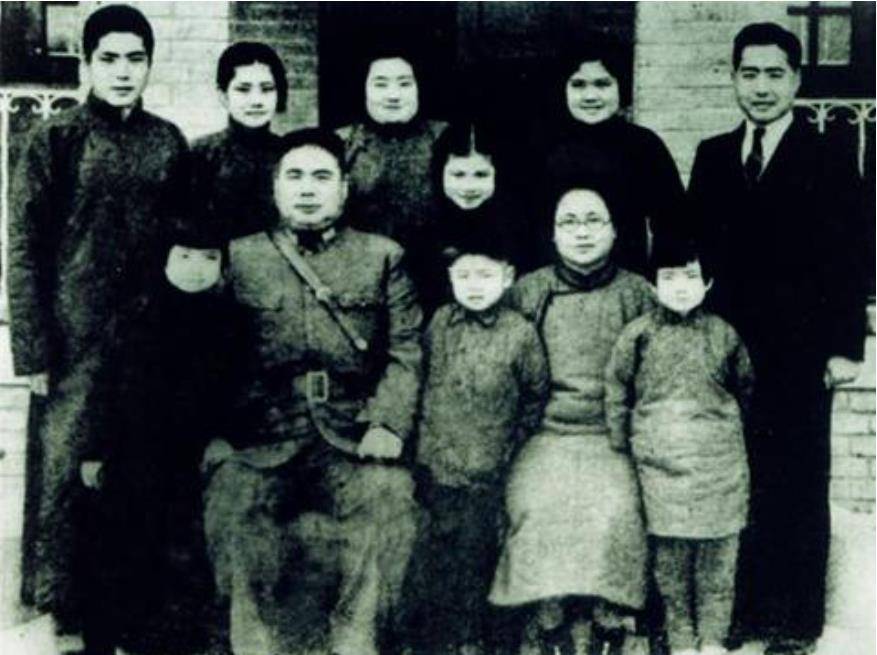 丈夫是上将,儿子是北海舰队副司令员_冯玉祥_李德全_将军