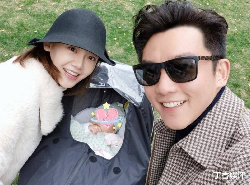 郑恺庆祝结婚一周年,却忘了照片中的苗苗纯素颜,这模样我看愣了_明星